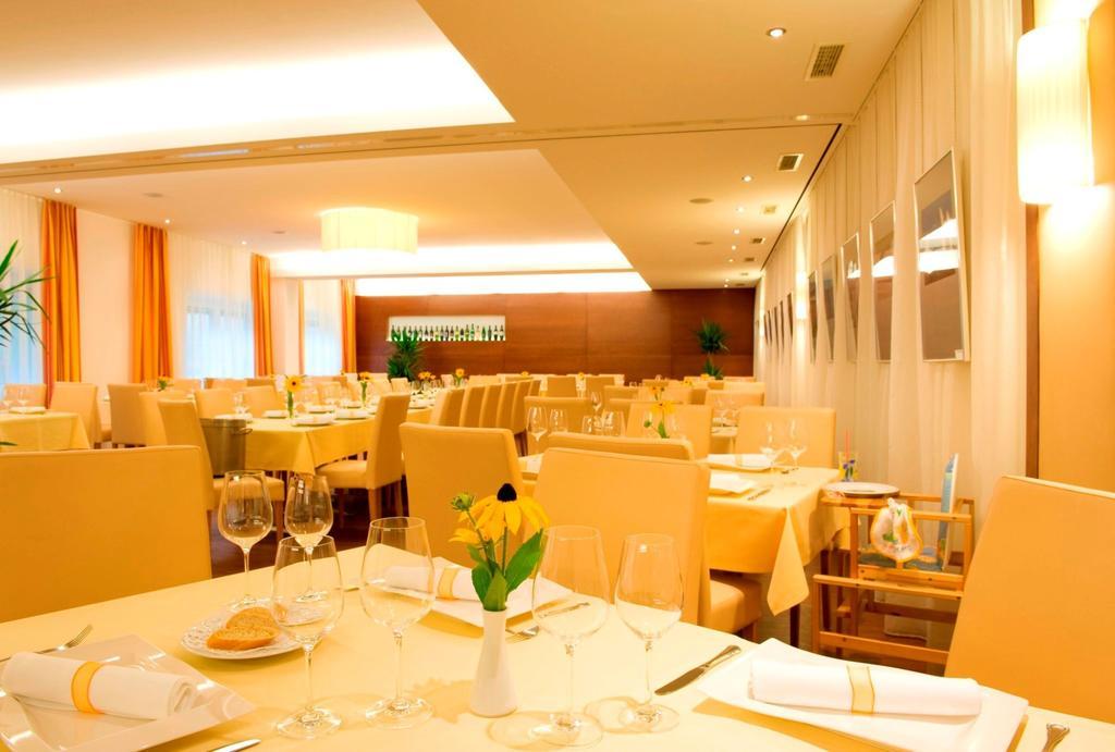 Stadthotel Eggenburg Exterior photo